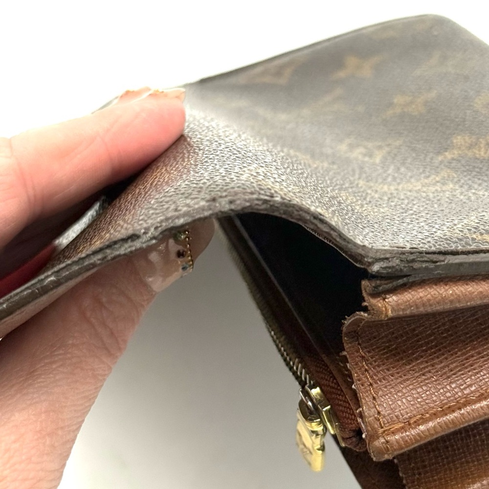 Louis Vuitton Monogram Sarah Wallet *Loose Snap, Doesn’t Hold* ✔️Authentic! 2009 - Picture 13 of 15